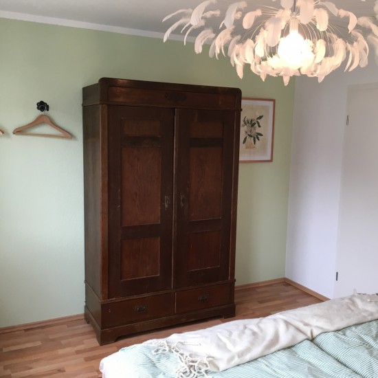 Kleiderschrank
